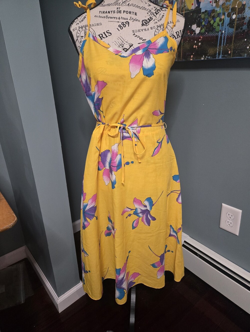 Vintage 1980's California Girl Floral Yellow Dress